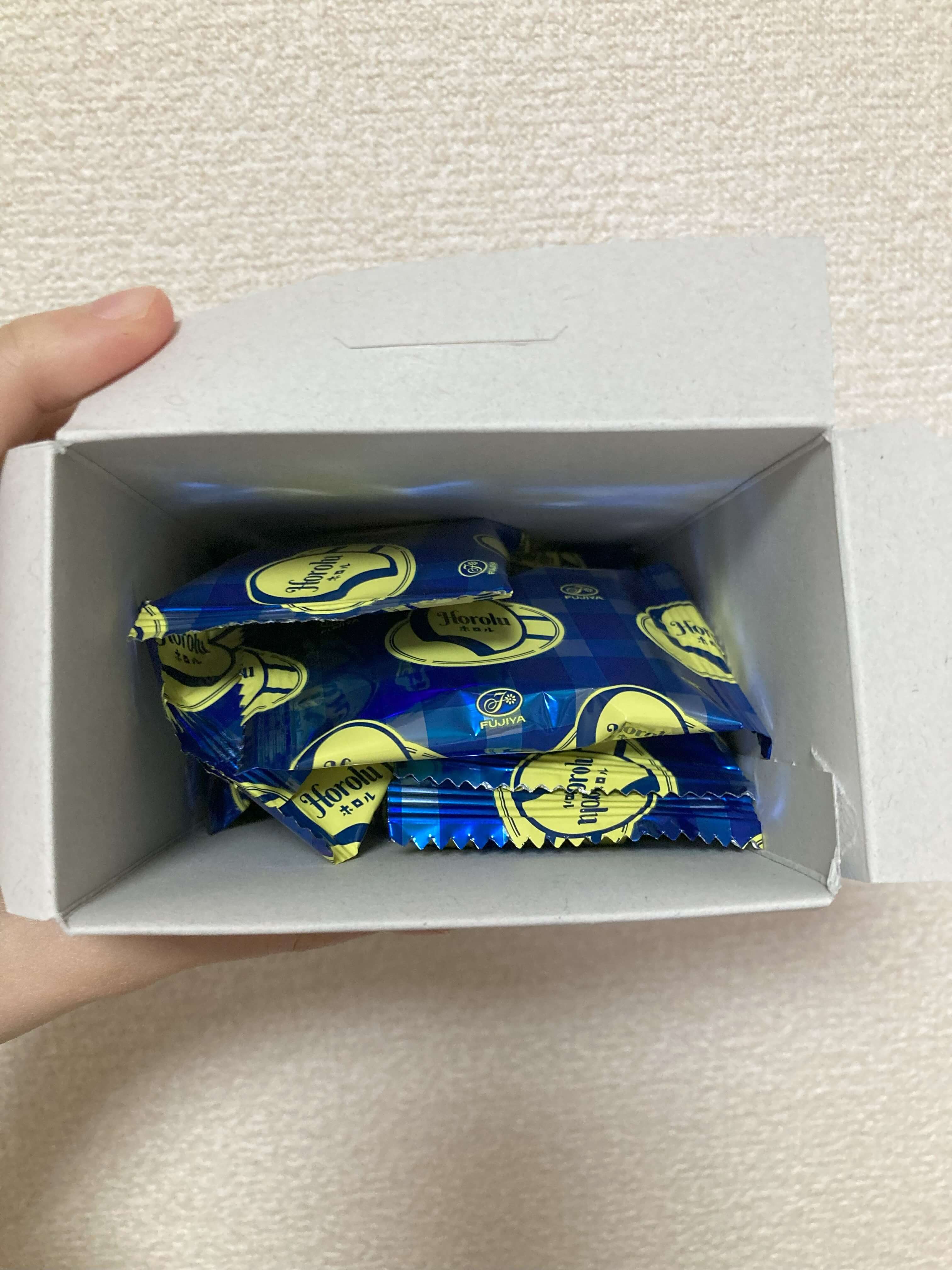 不二家のショートブレッドホロルのパッケージを開けた時