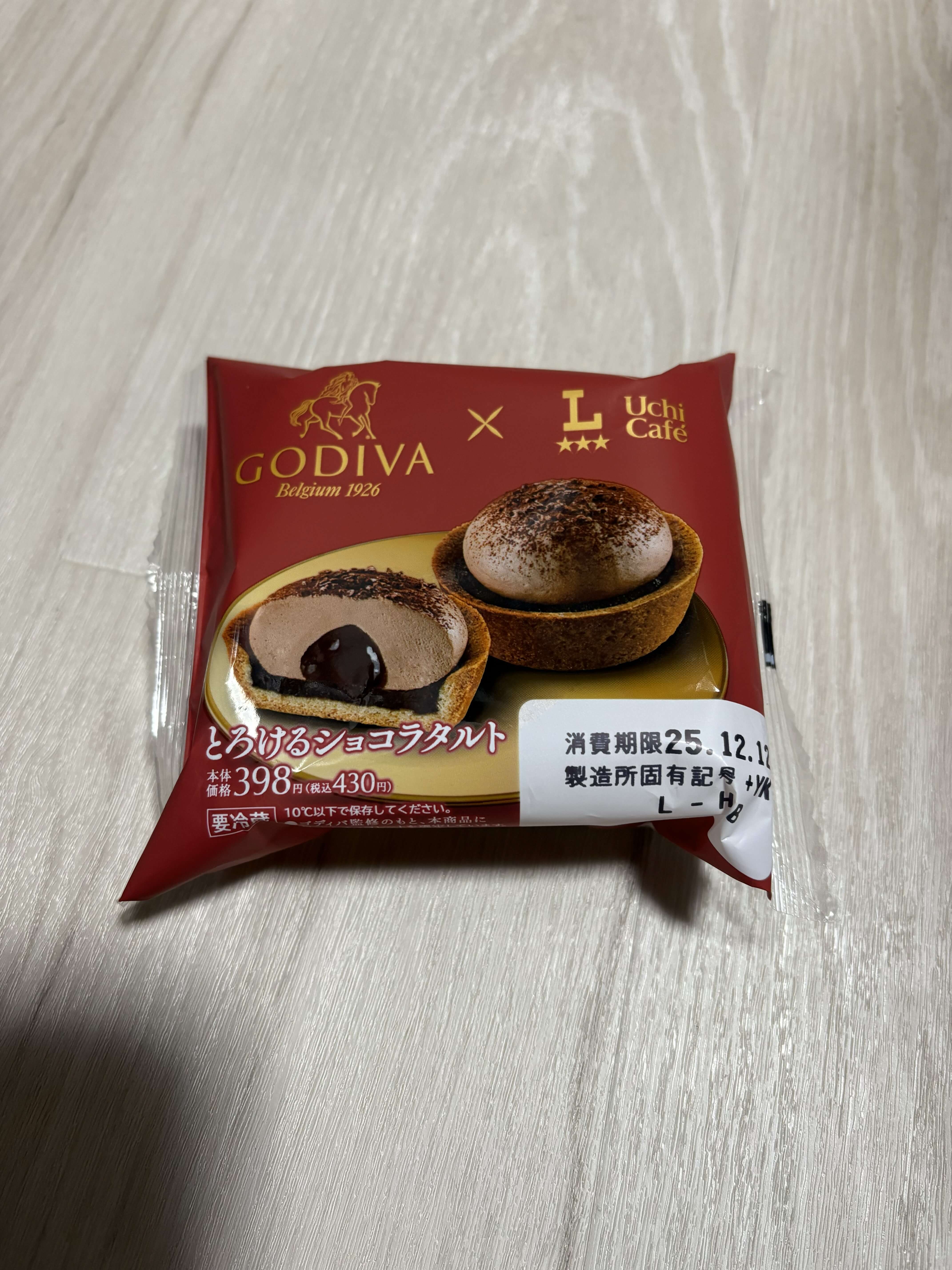 とろけるショコラタルトのパッケージ写真