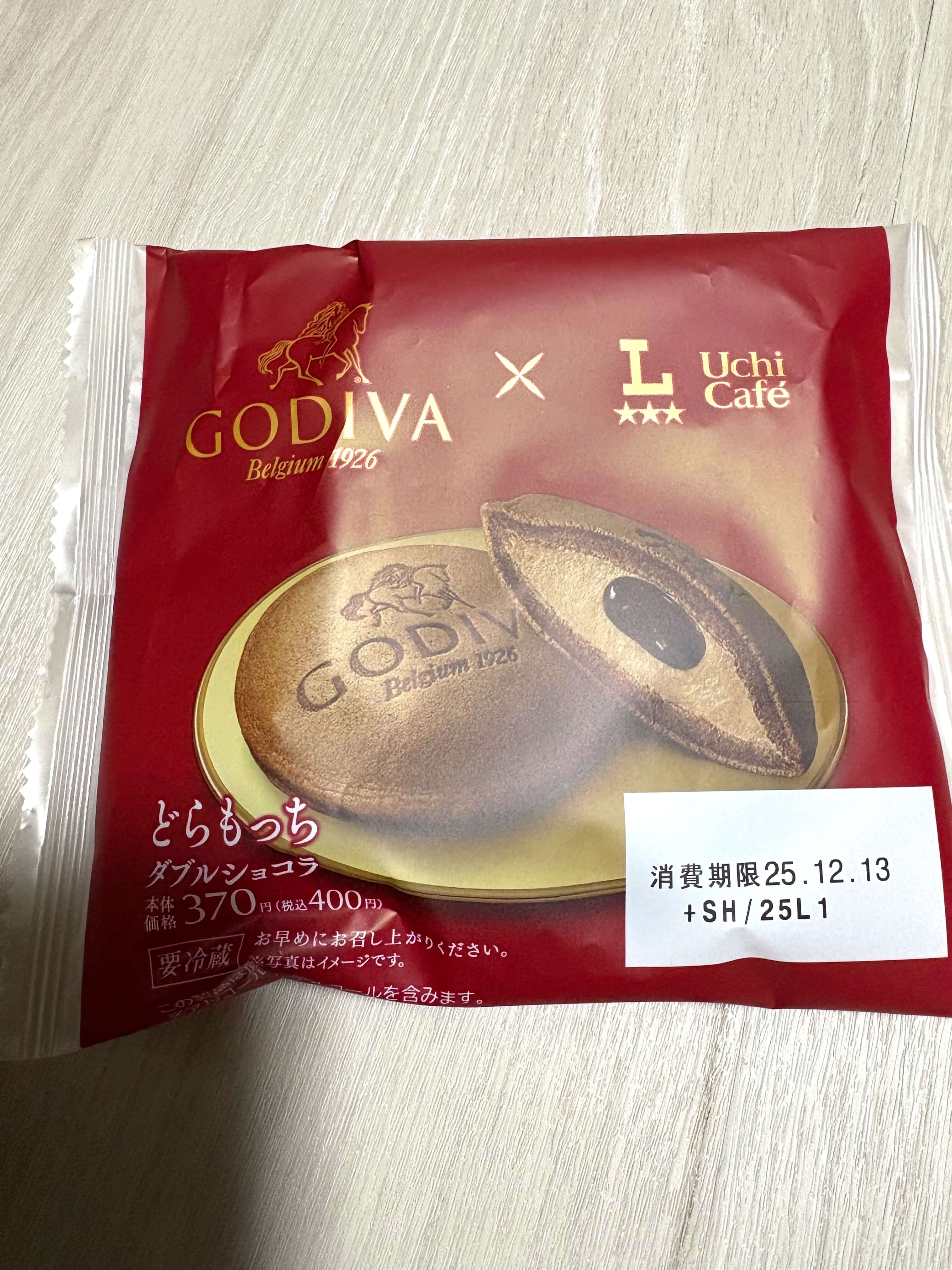 GODIVA どらもっちダブルショコラのパッケージ写真