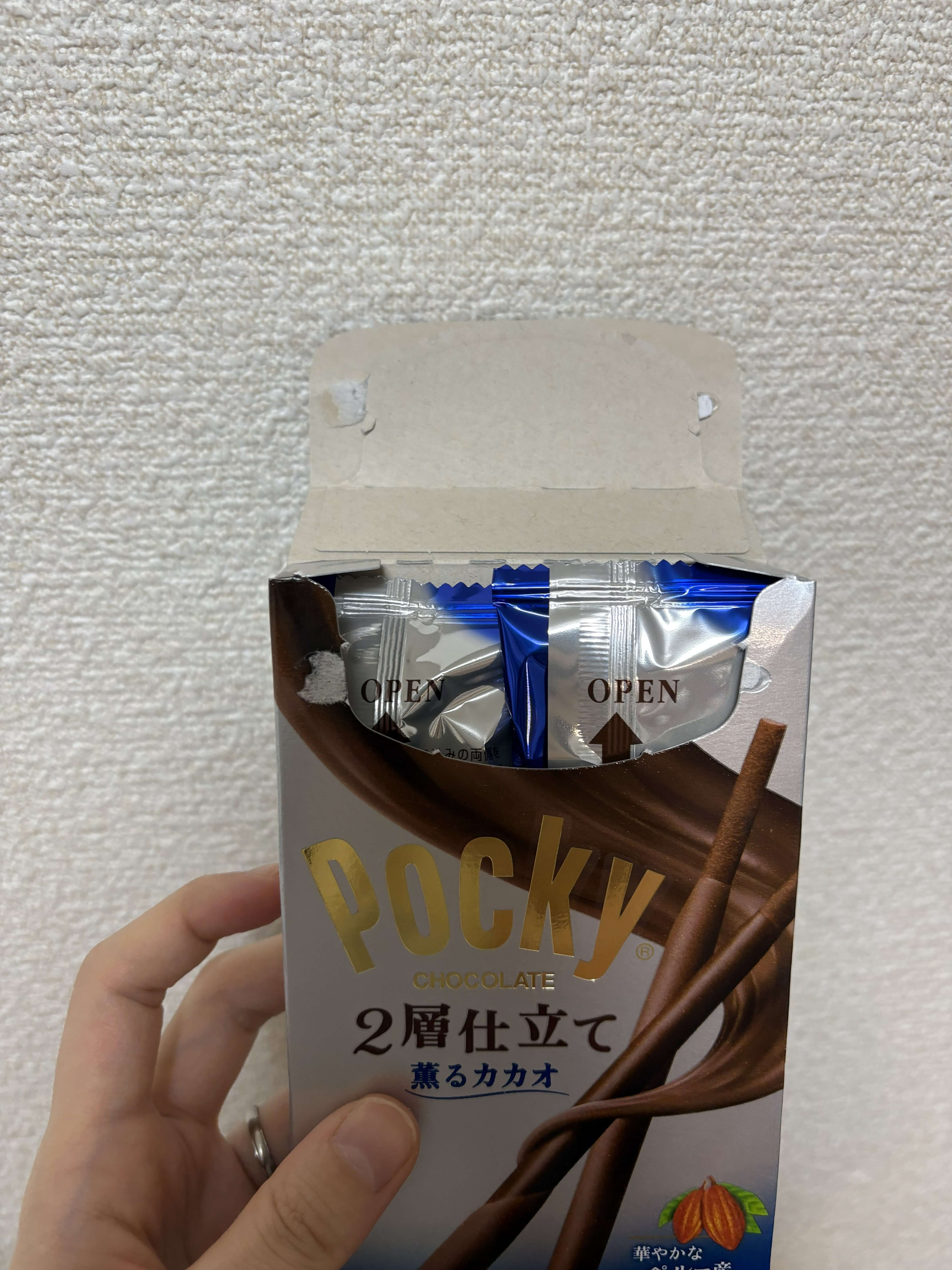 ポッキー 2層仕立て＜薫るカカオ＞のパッケージ写真