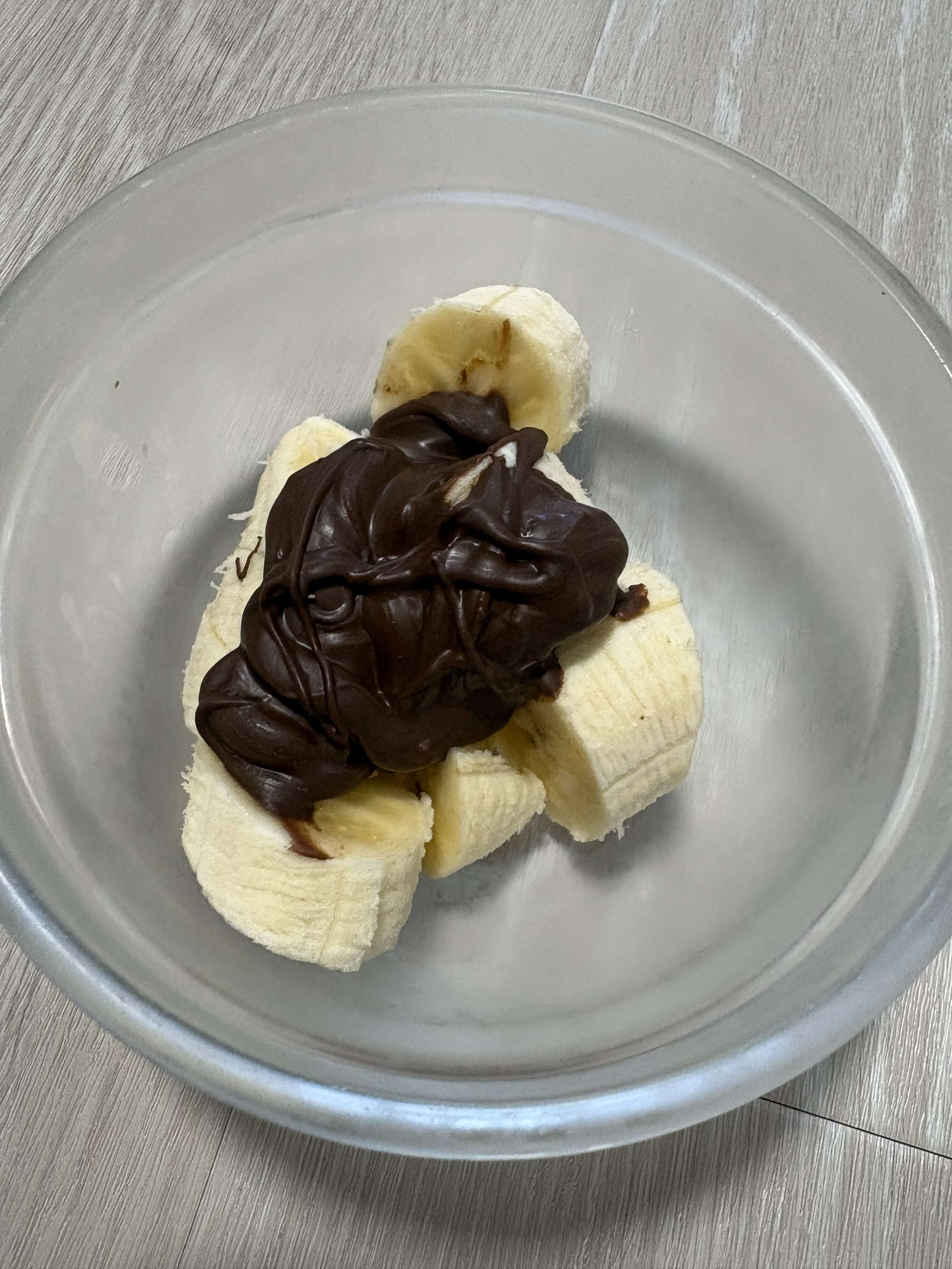 ハーシー シェルトッピングチョコレートとバナナ