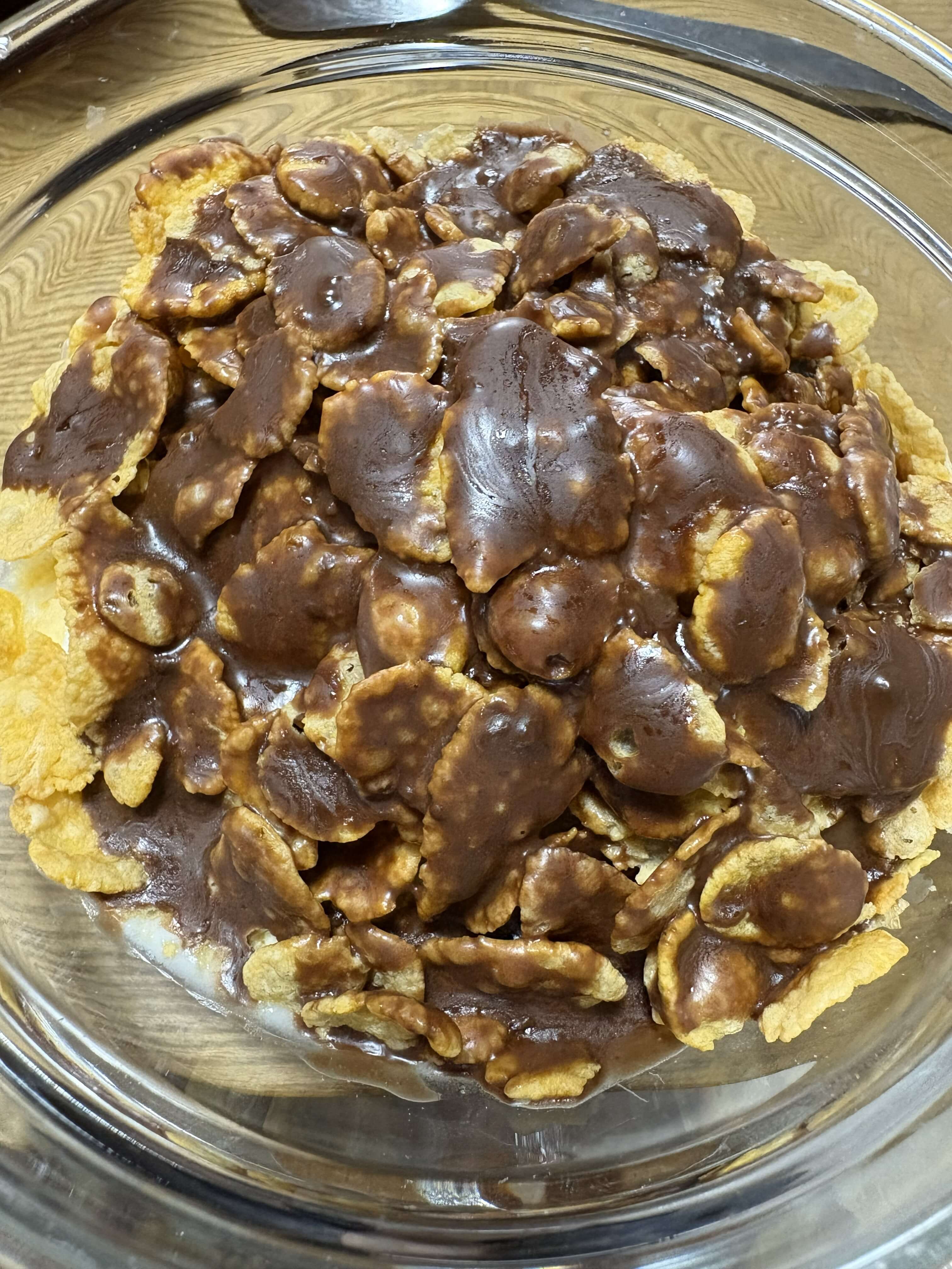 ハーシー シェルトッピングチョコレートとコーンフレークとヨーグルト