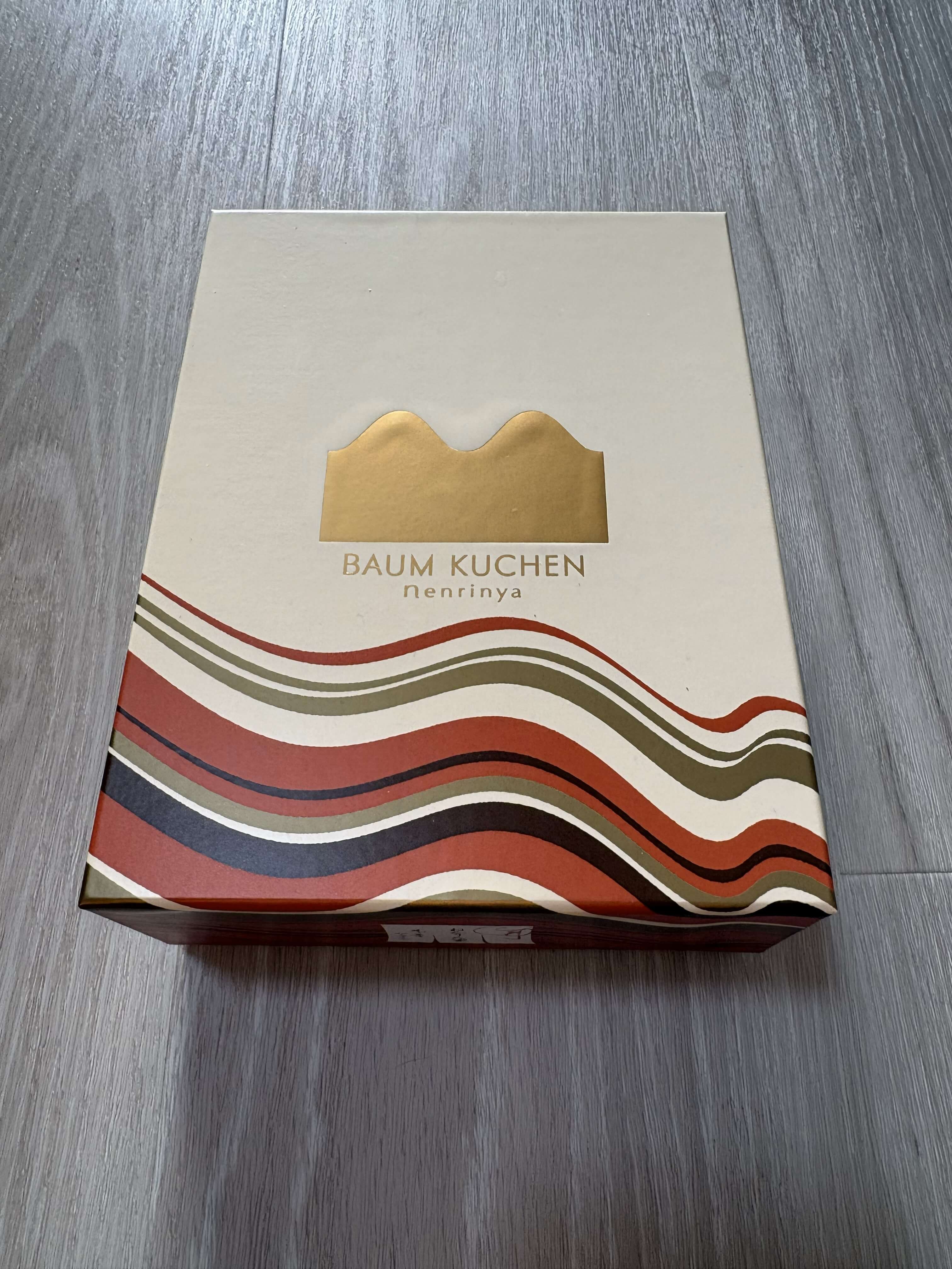 ひとくちマウントバーム ゴールドショコラのパッケージ