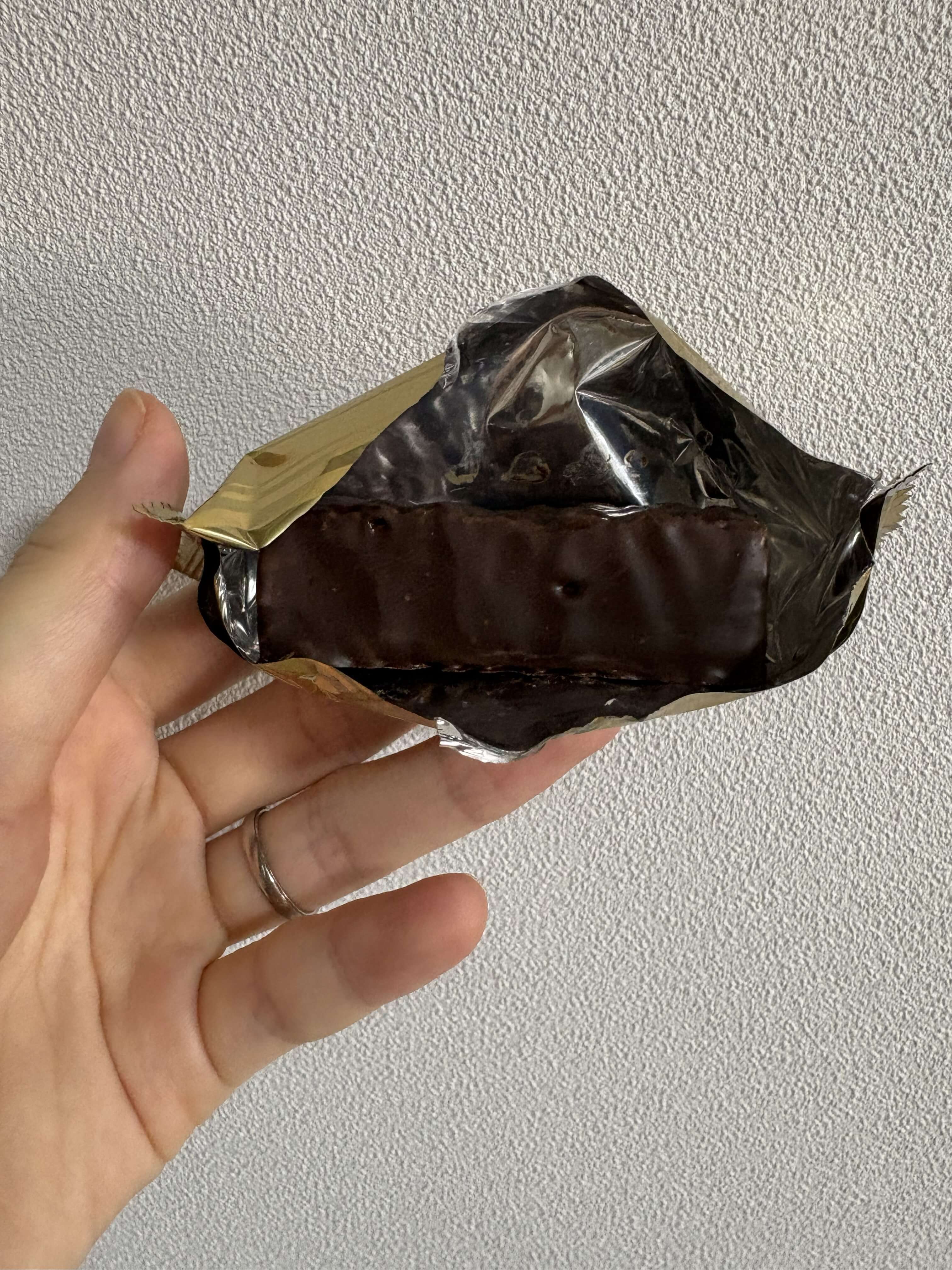 ファミリーマート - ミルフィーユトリプルショコラ本体の写真