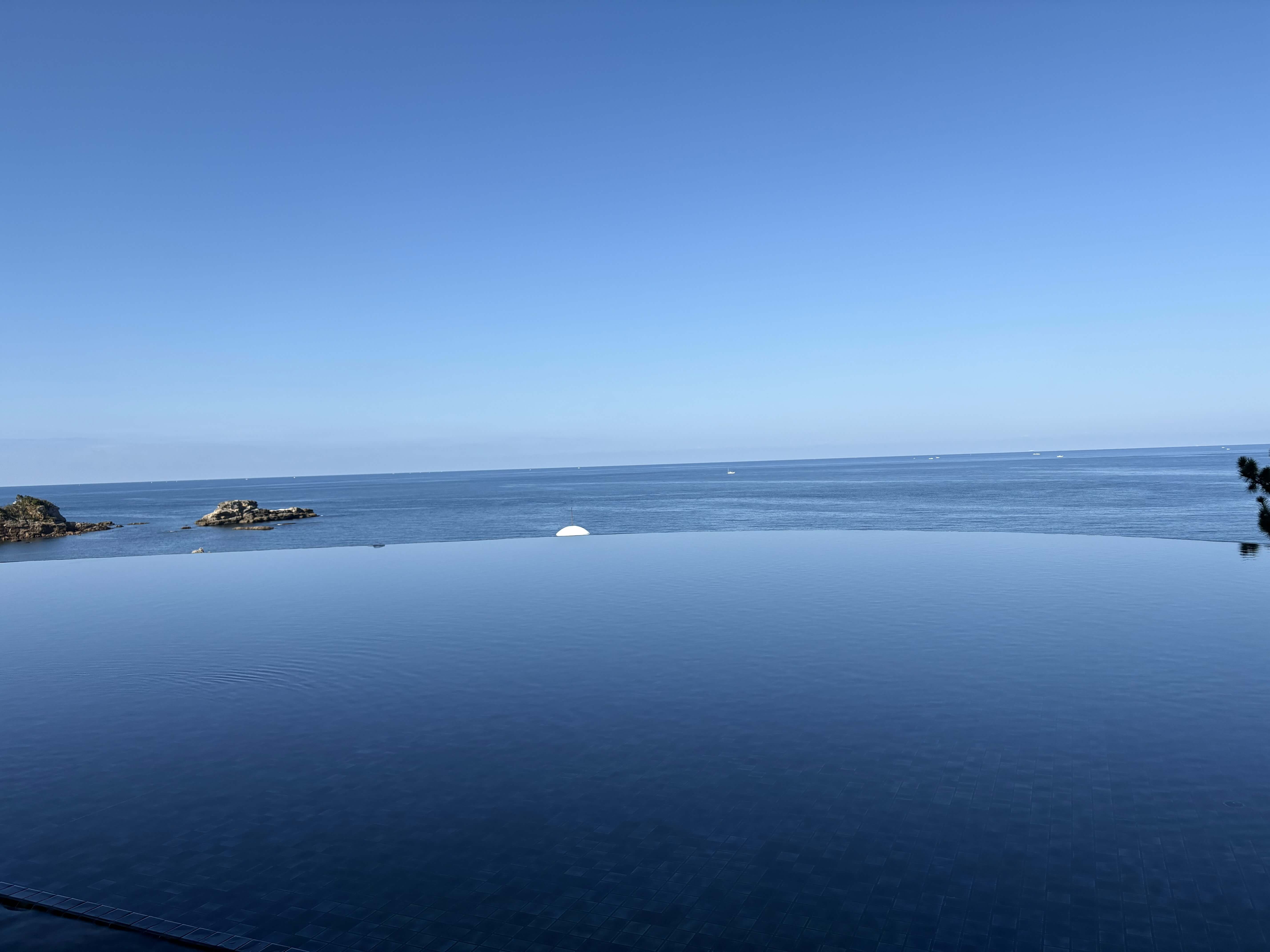 ホテルにある足湯からみた景色