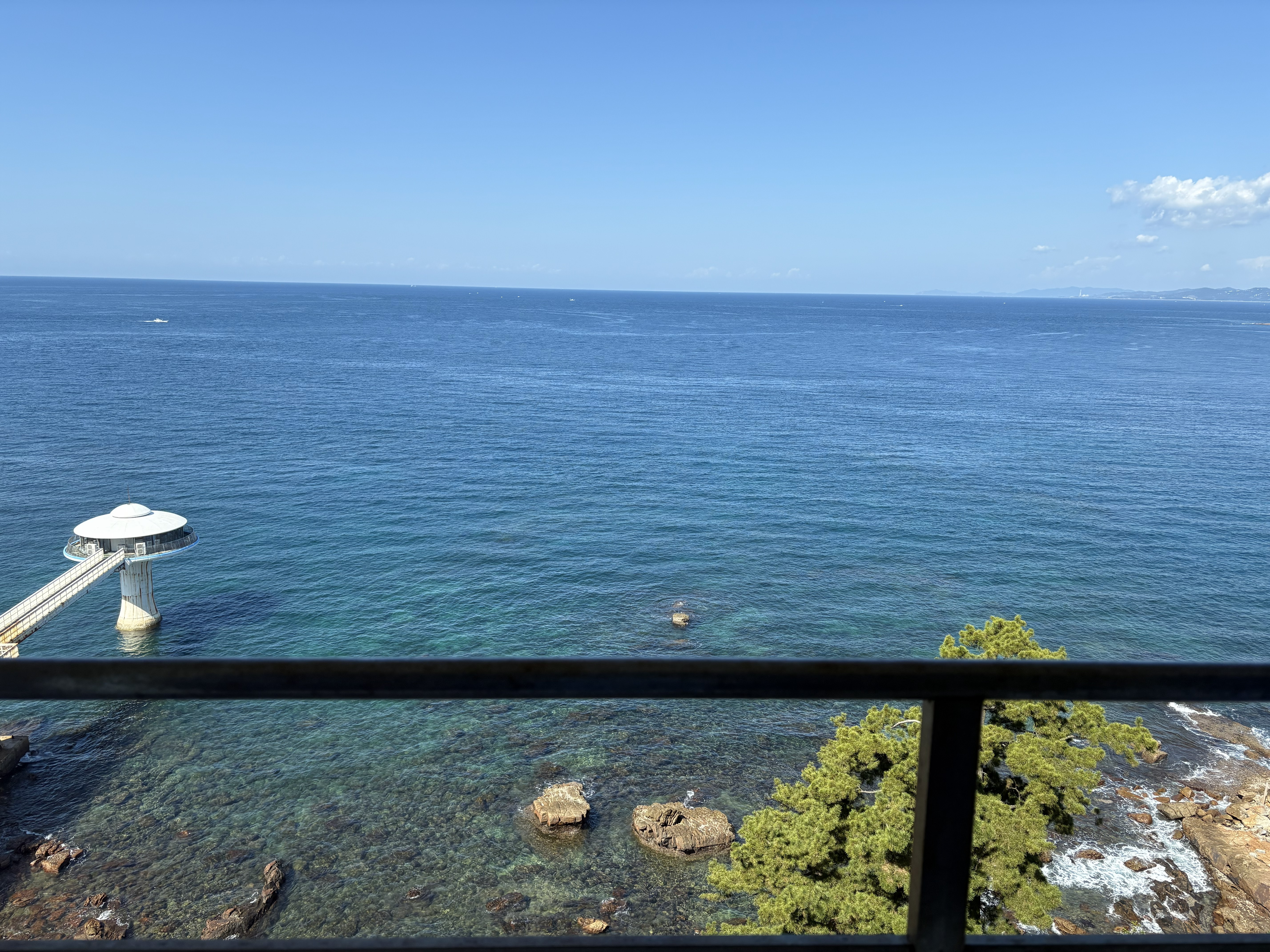 ホテルシーモアの客室から撮った写真