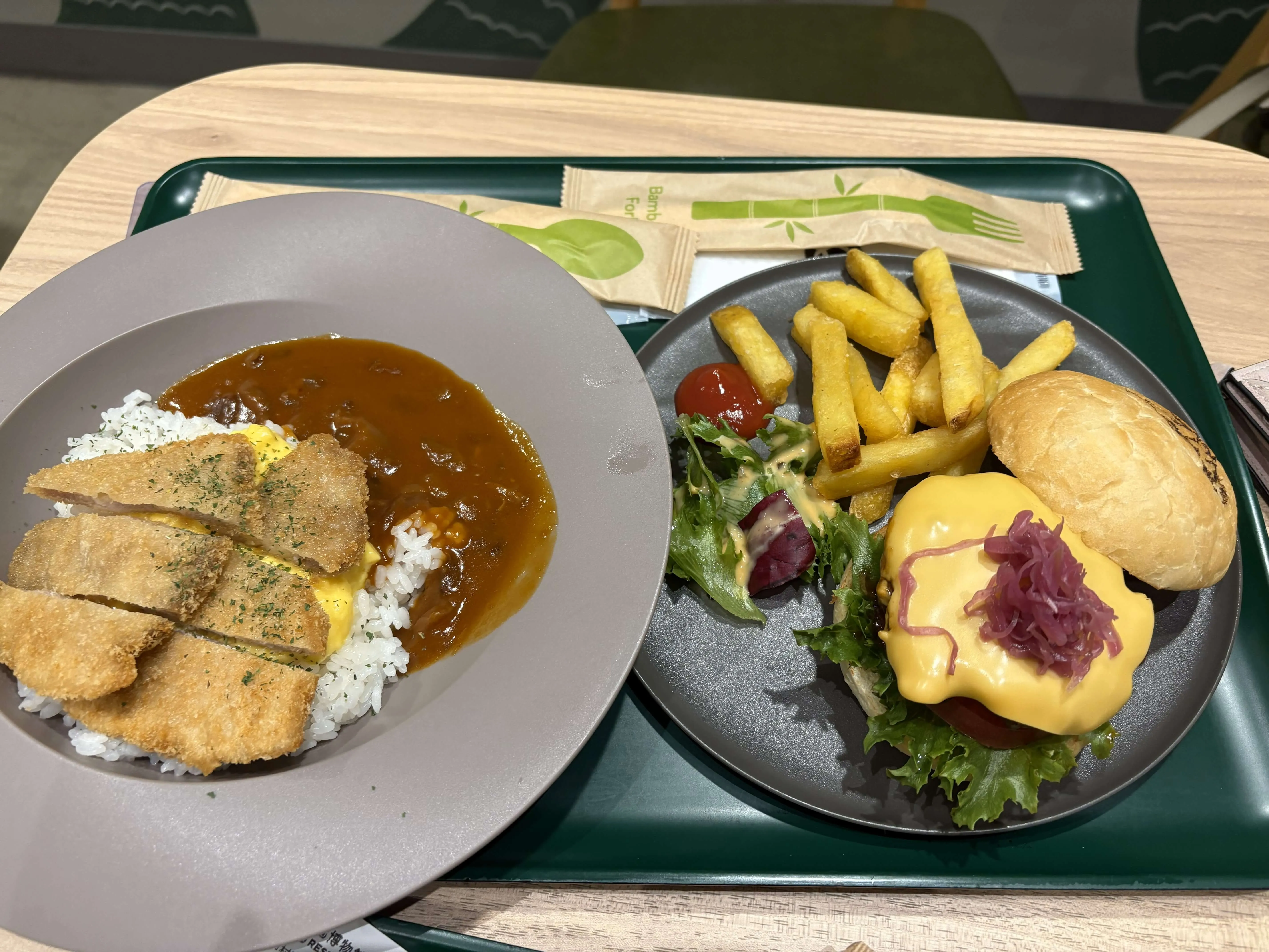福井恐竜博物館で食べるランチその2